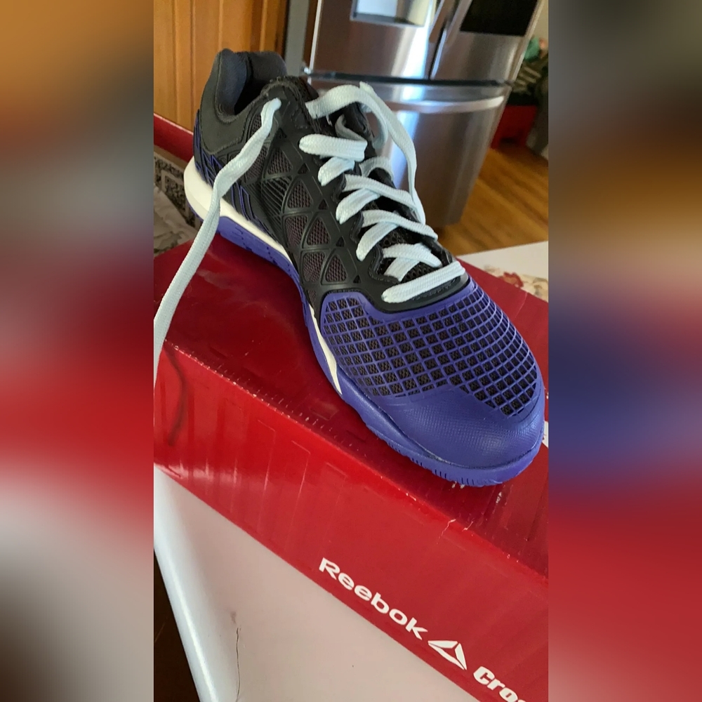 Never worn Reebok  crossfit